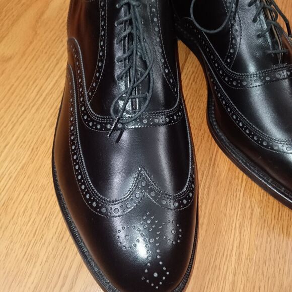 Allen Edmonds Chester  Mens 12 D Black Leather Brogue Wingtip Oxfords main image 11